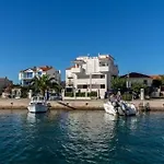 Jerkunica * Rogoznica (Sibenik-Knin)
