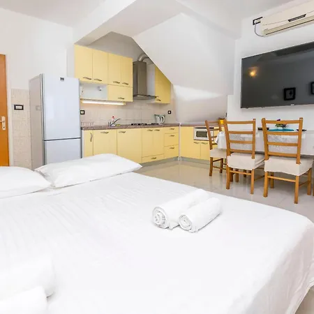 Jerkunica Rogoznica (Sibenik-Knin)