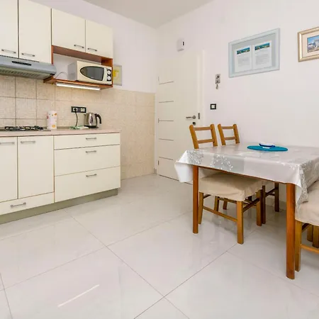 Jerkunica Rogoznica (Sibenik-Knin)