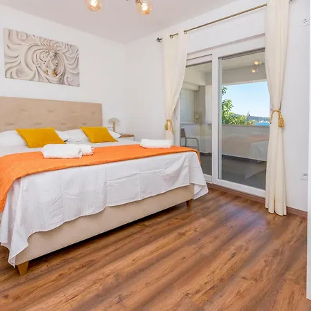 Jerkunica * Rogoznica